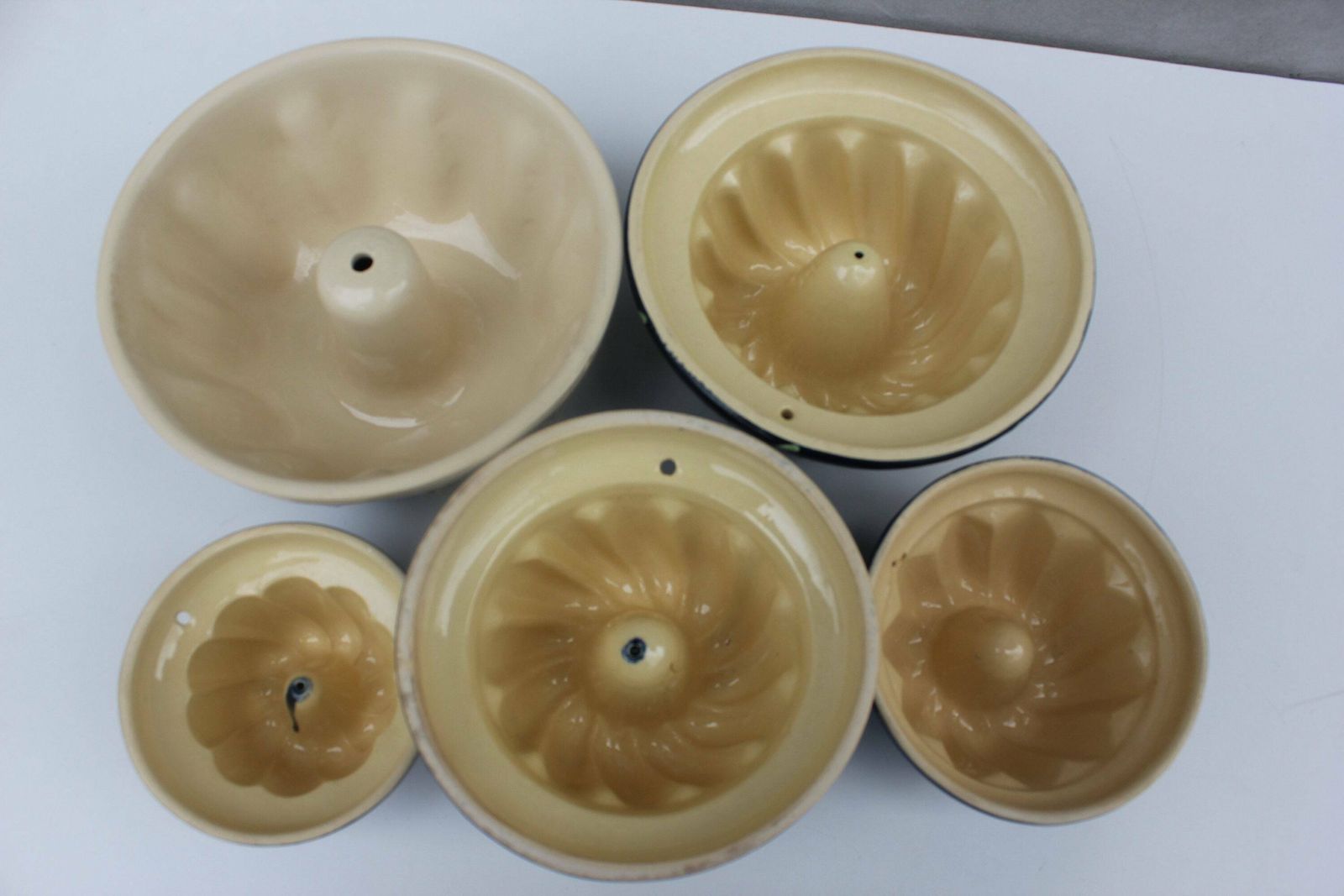 photo furniture Five Useful Cake Jelly Pudding Chocolate Molds French 19th Century Country Kitchen Ceramic Pastry And Sweet Shop Wall Hanging Decoration
