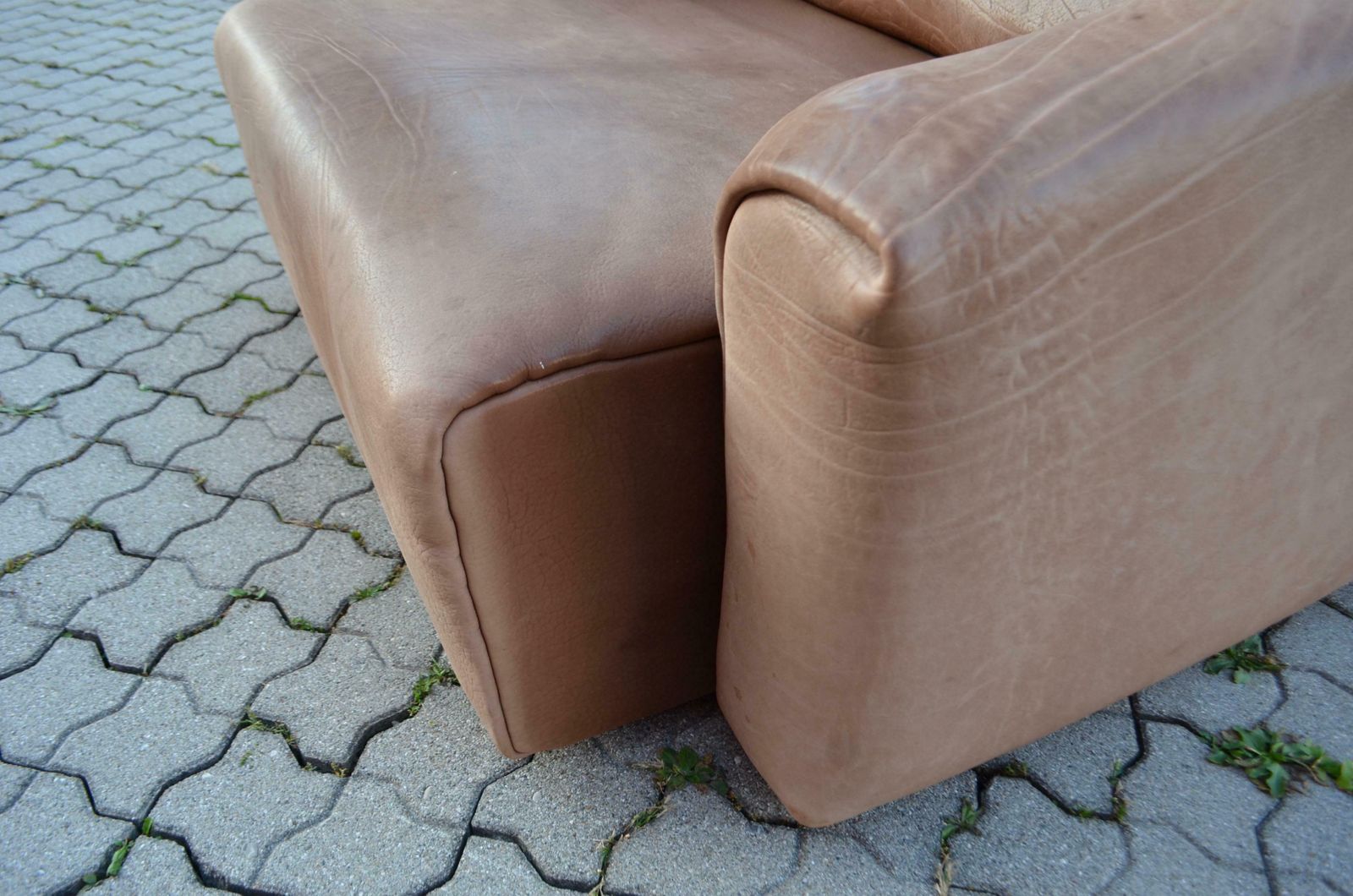 Furniture De Sede Ds 47 Loveseat Neck Leather Sofa Brown photo
