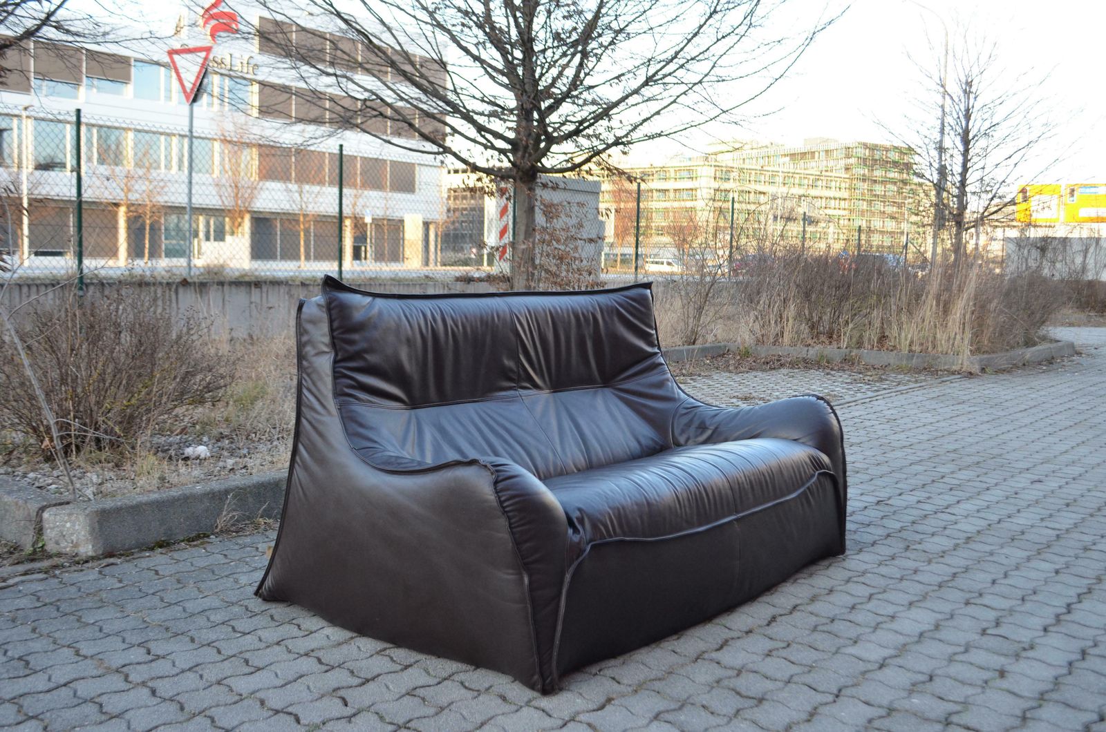 Rare Ligne Roset Model Satan By Bernard Govin Brown Leather Togo Sofa photo vintage
