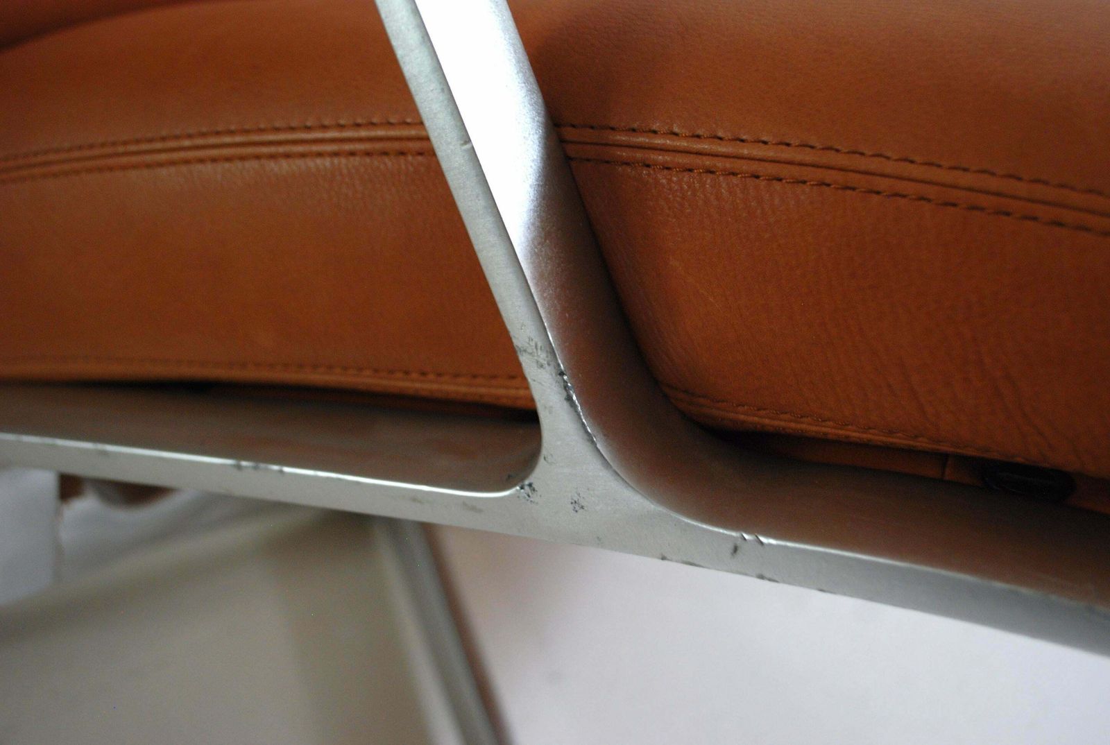 10059.0 Kill International Fk 85 Lounge Chair Cognac Natural By Kastholm & Fabricius photo