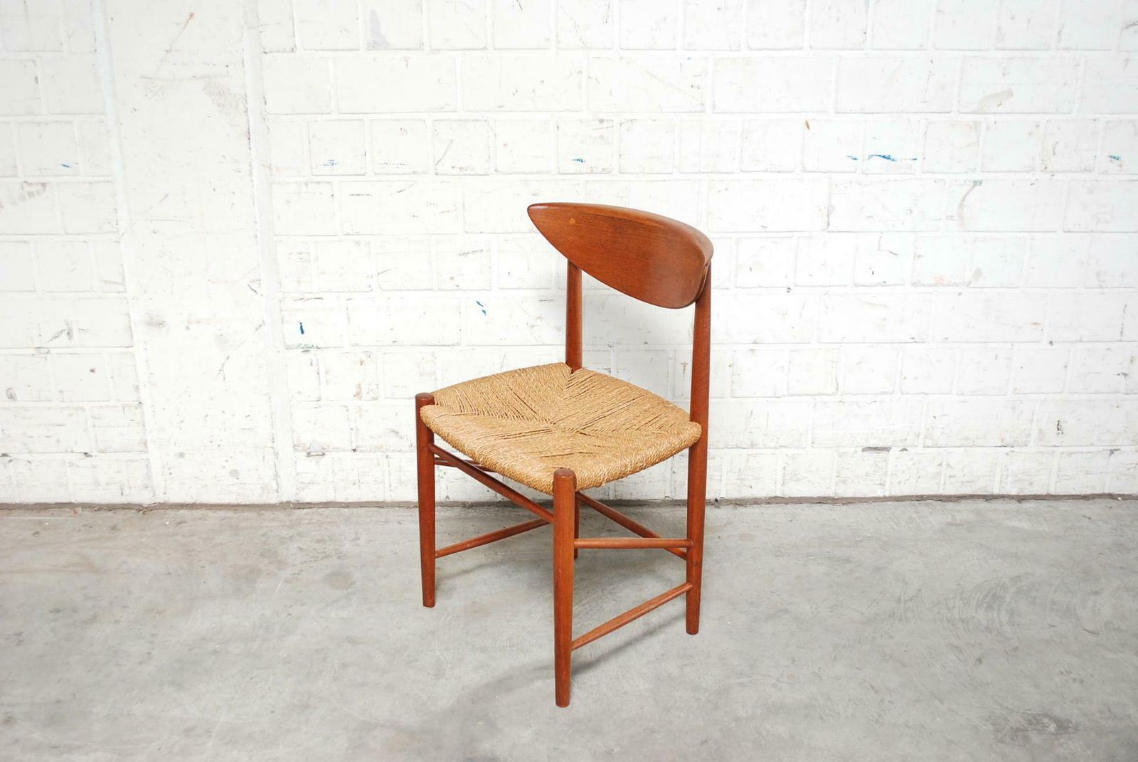 Peter Hvidt And Orla Mølgaard Nielsen 8 Teak Dining Chairs Model 316 For Soborg photo buy