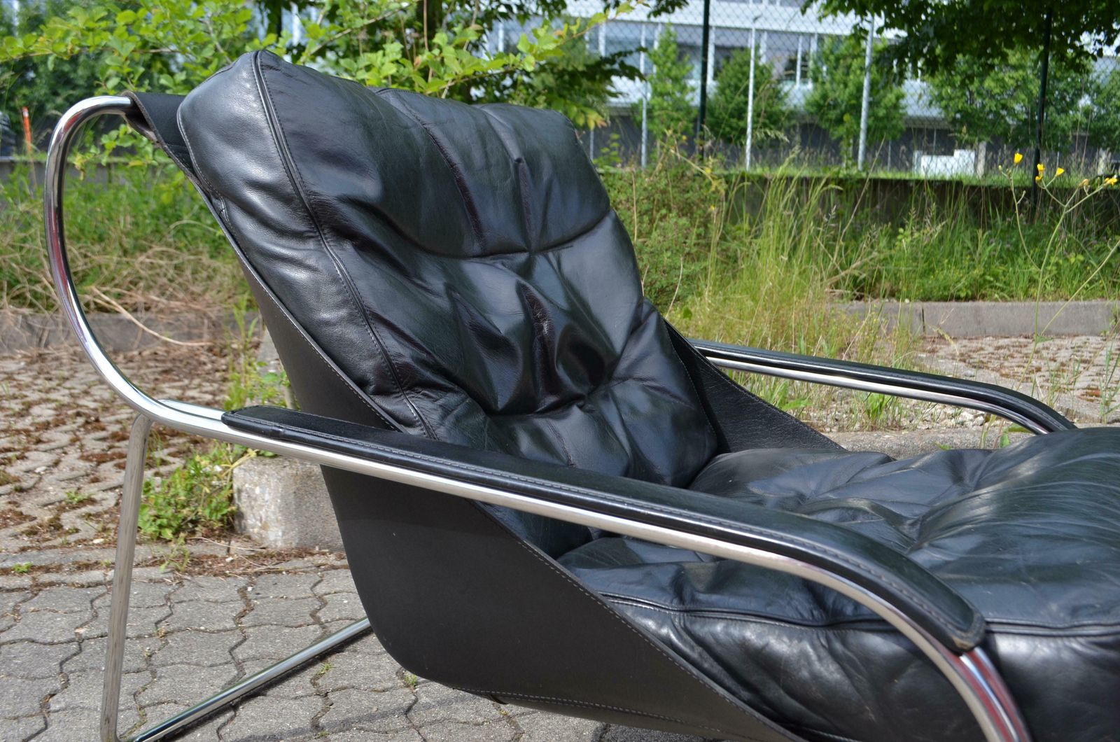 Furniture Zanotta Leather Lounge Chair Model Maggiolina Design 1947 By Marco Zanuso photo