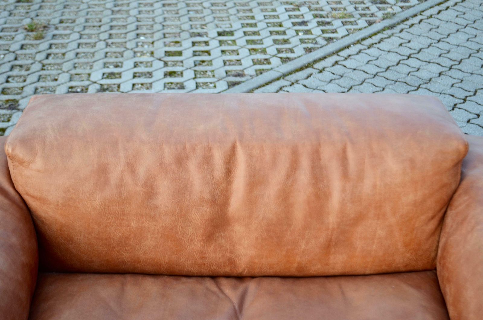 photo furniture Frigerio Salotti Modell Cooper Loveseat Armchair Leather Chair Cognac Set Of 2