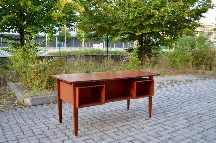 photo vintage Danish Modern Teak Executive Writing Desk Henning Jorgensen For Fredericia