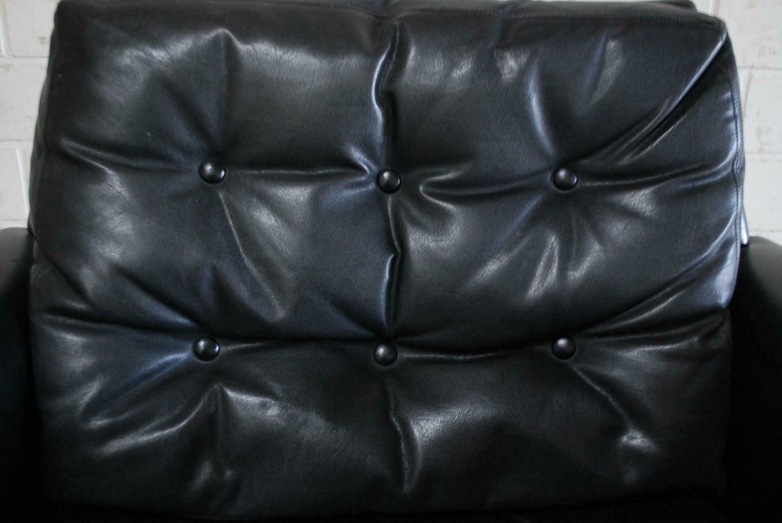 3177.0 Kill International Pair Of Leather Armchair Design By Rudolf Glatzel, 1960s photo