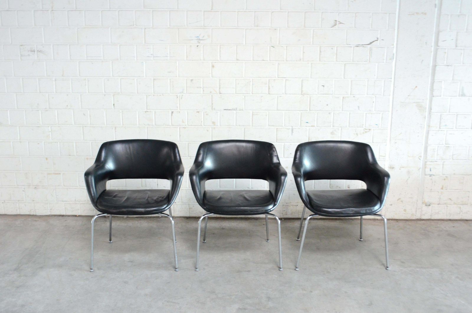 Olli Mannermaa 3 Leather Kilta Chair By Eugen Schmidt & Cassina Martela photo furniture