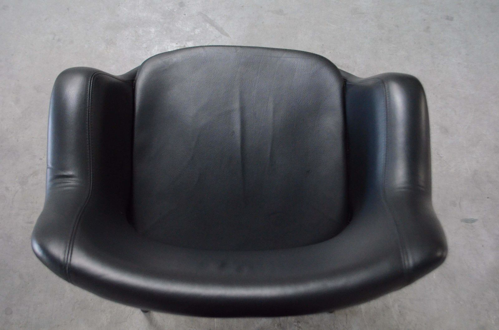 Furniture Olli Mannermaa Pair Of Leather Kilta Chair By Eugen Schmidt & Cassina Martela photo
