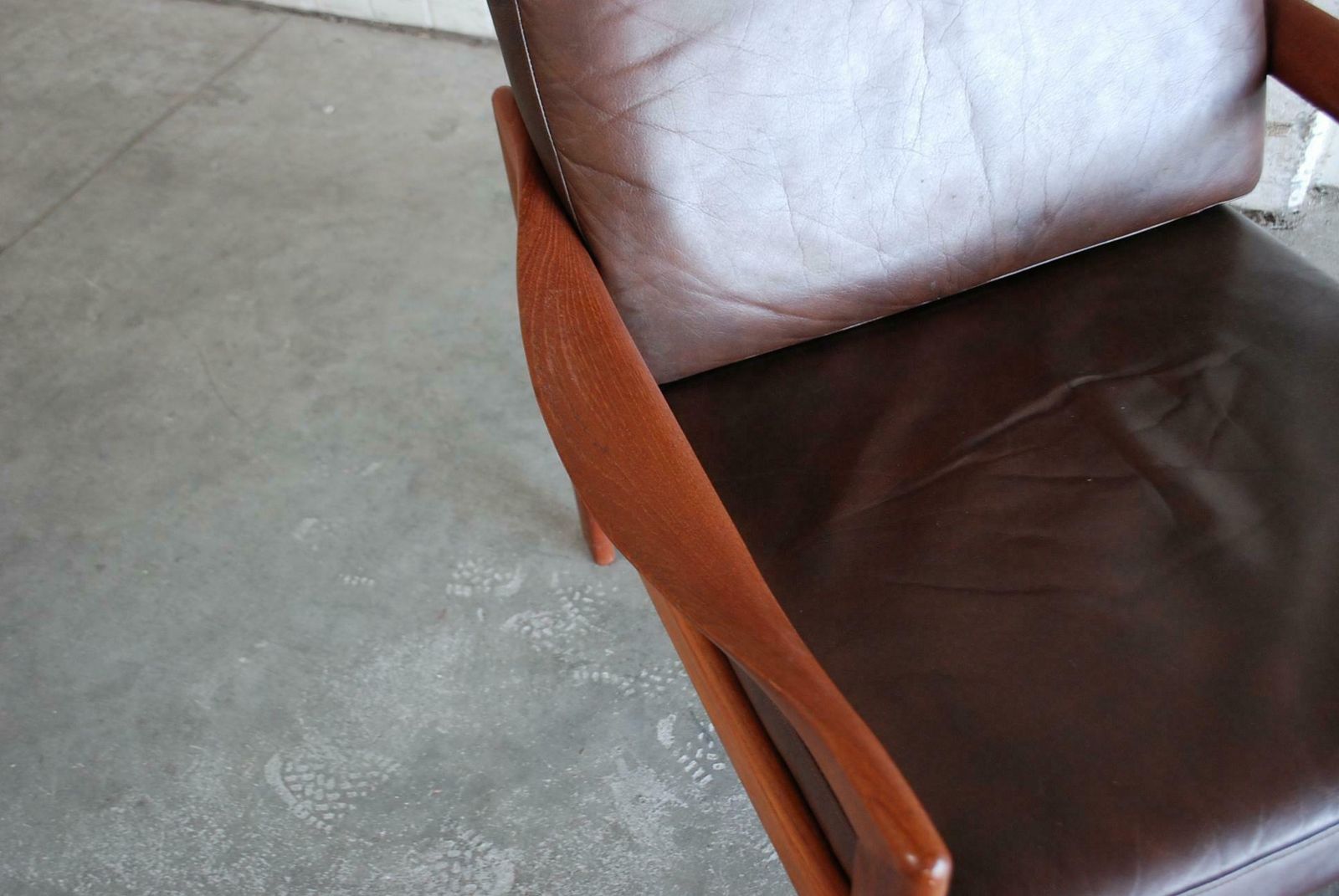 Furniture Illum Wikkelsø Leather Armchair Chair Brown Niels Eilersen photo