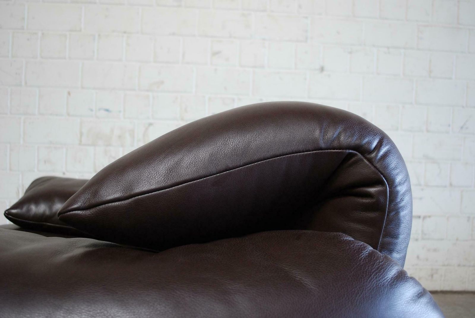 photo vinterior Cassina Maralunga Ensemble Leather Sofa And 2 Chairs And 1 Ottoman