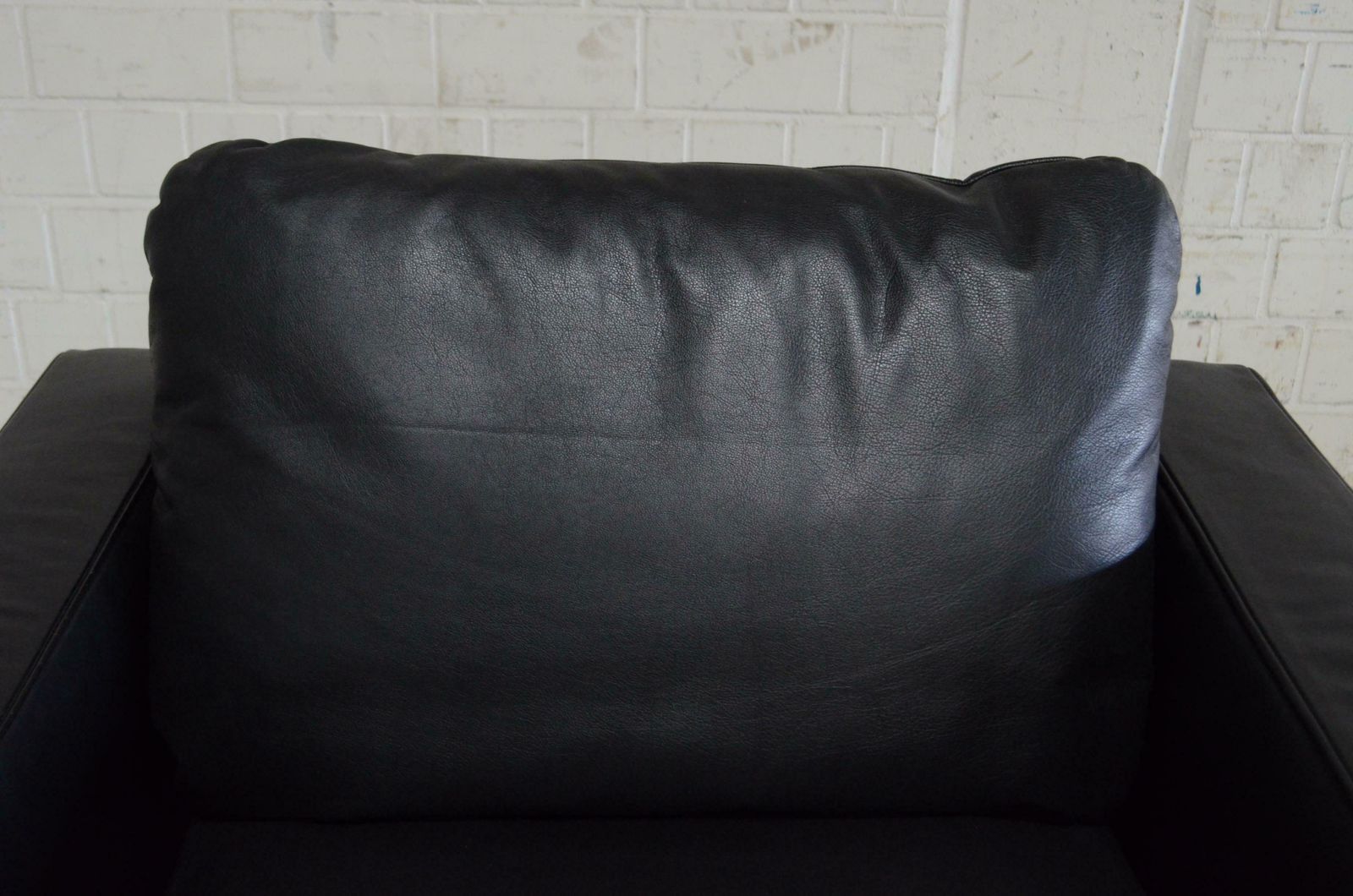 photo furniture Robert Haussmann Hans Kaufeld / De Sede Rh 302 Leather Armchair First Edition