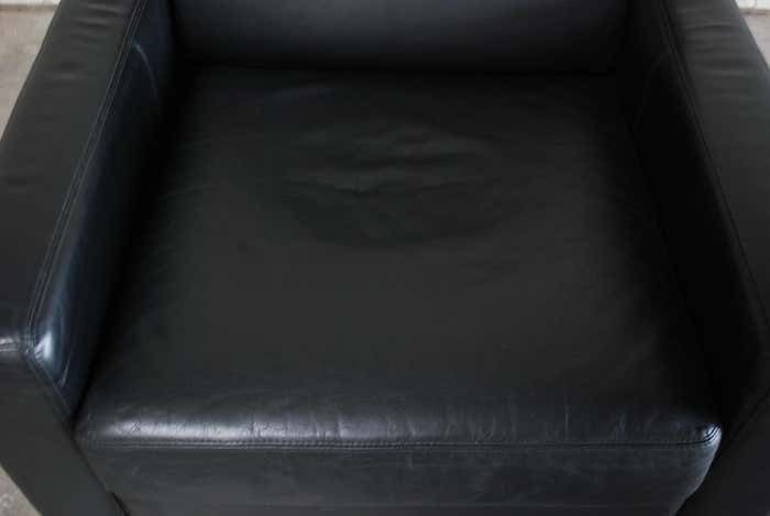 Cor Conseta Back Pair Of Leather Armchair Us$2,695.27per Set photo vinterior