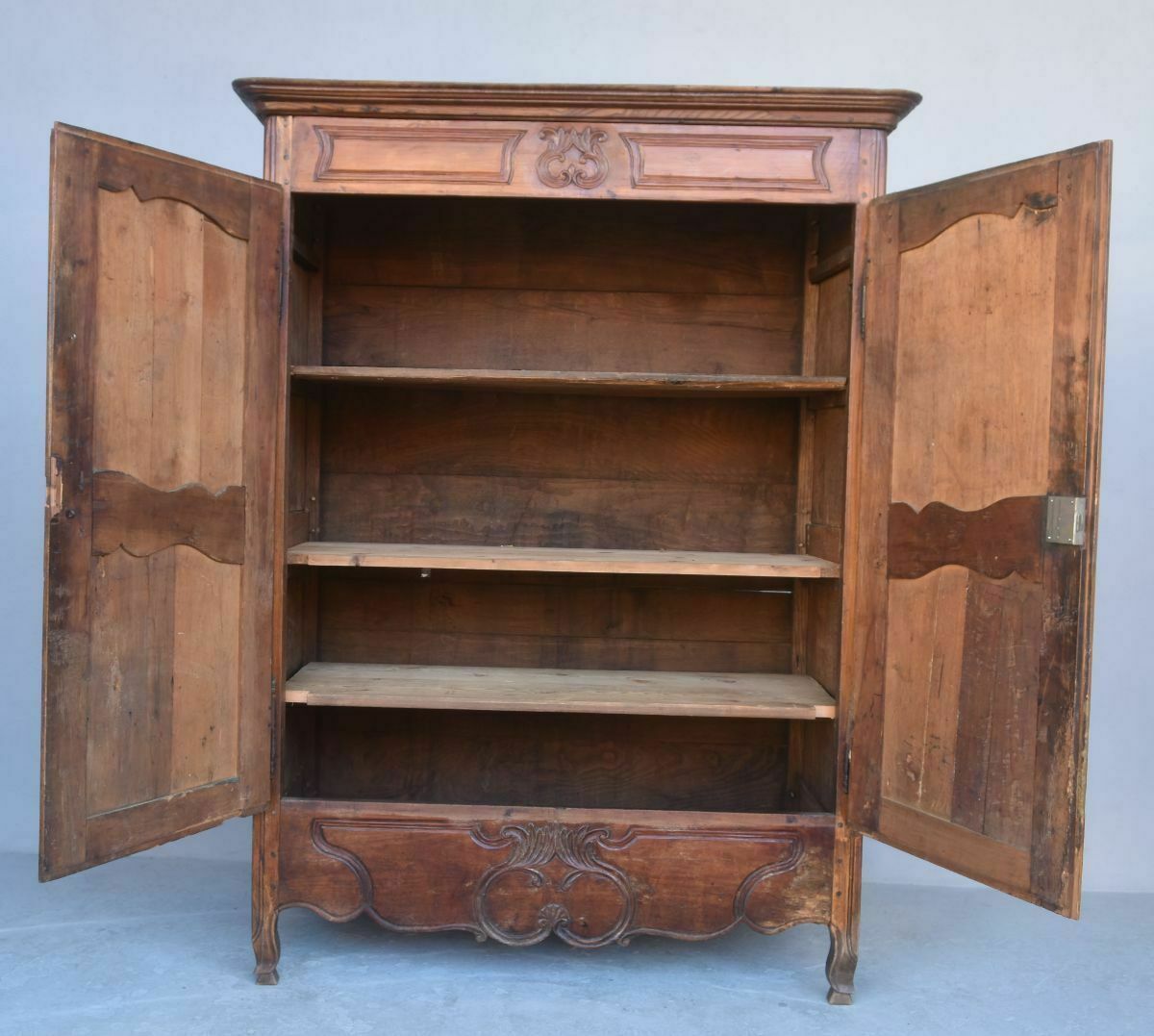 18th Century Walnut Cabinet, 18th Century And Earlier photo vintage