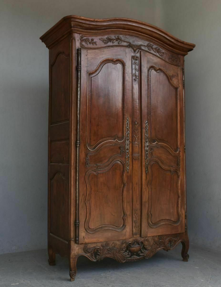 Louis XV Nîmes Wedding Wardrobe From The 18th Century In Walnut To Be Restored photo furniture