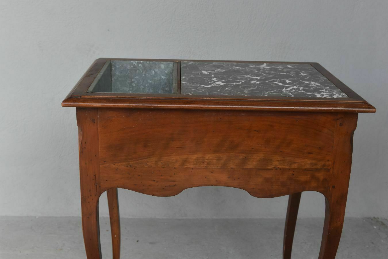 Cooler Small Piece Of Furniture From The 1940s photo 843.0