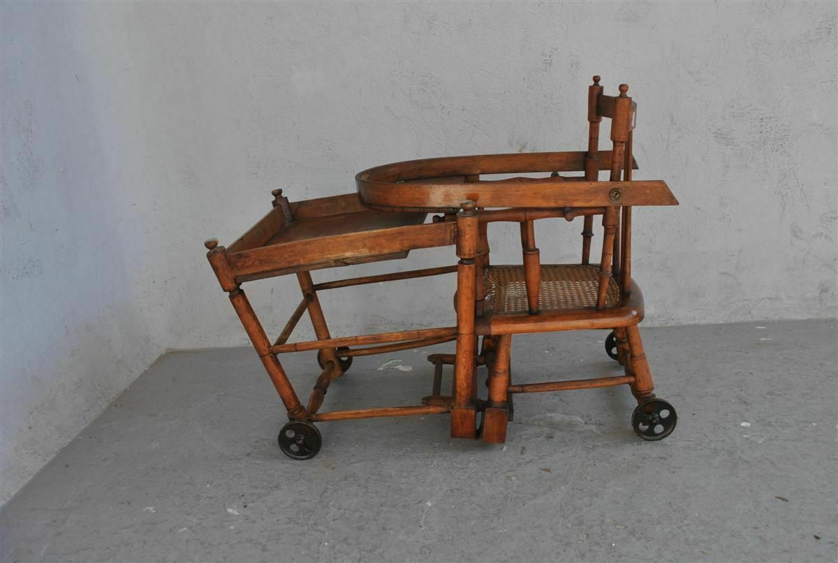 Baby High Chair With 1900 Period System photo vinterior