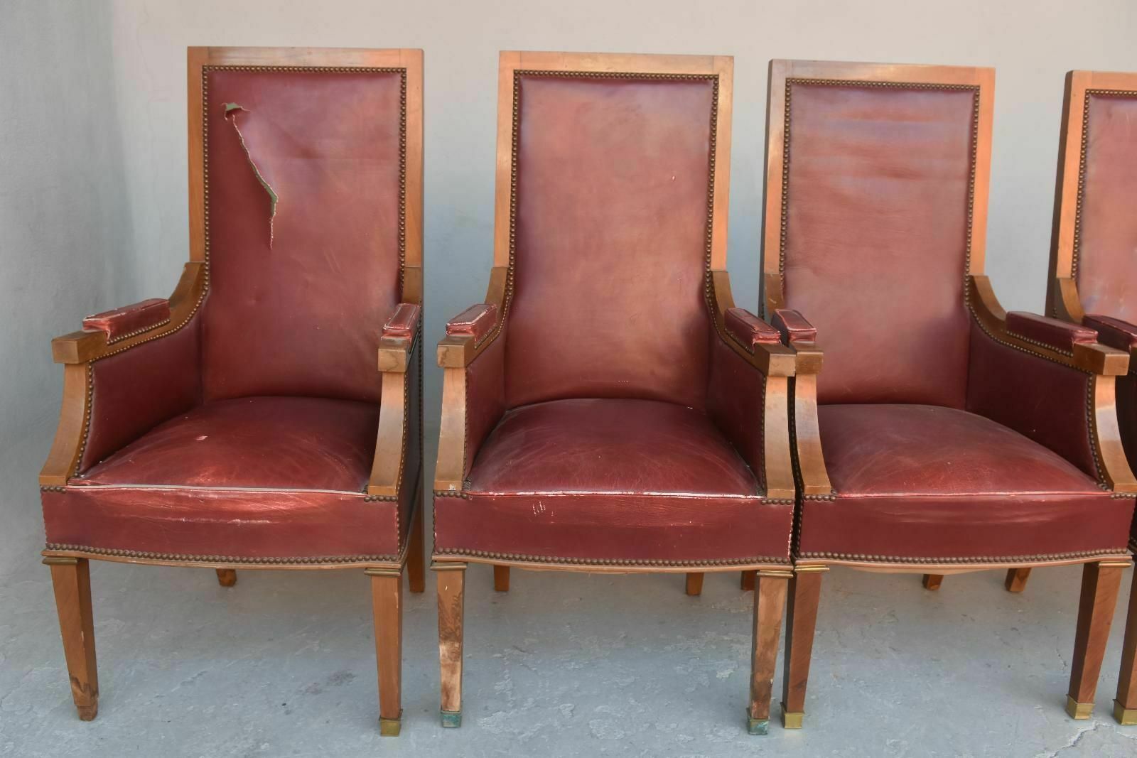 1940 Shepherdess Armchairs In Mahogany And Red Leather (Set Of 7) photo 3132.0
