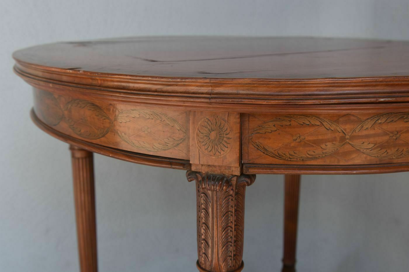 19th Century English Satinwood Pedestal Table photo vinterior