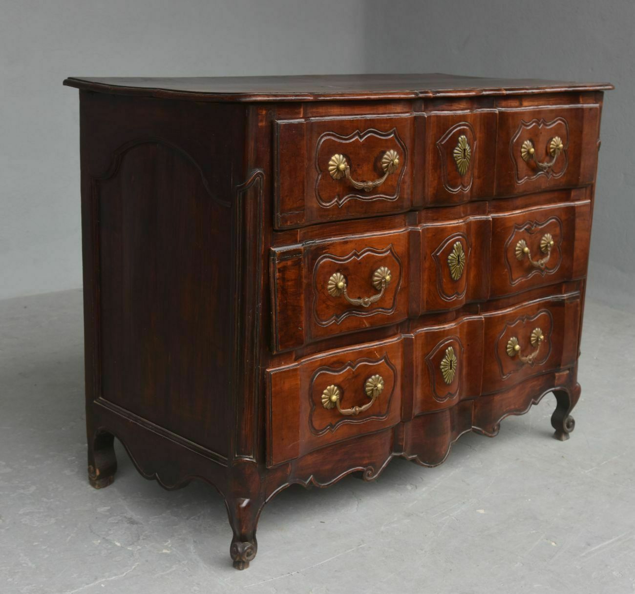 Curved Walnut Crossbow Chest Of Drawers, 18th Century photo for sale