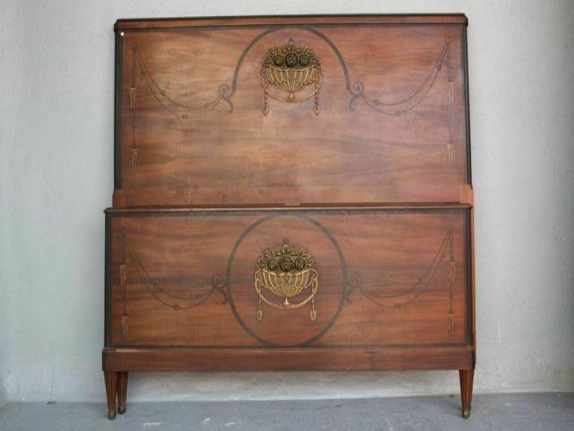 3455.0 Complete Art Deco Bedroom Furniture Set From The 1930s photo