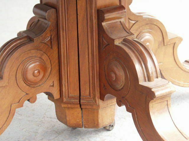 4797.0 Pedestal Table Or Large Oval Table Restoration In Blond Walnut 19th Century photo