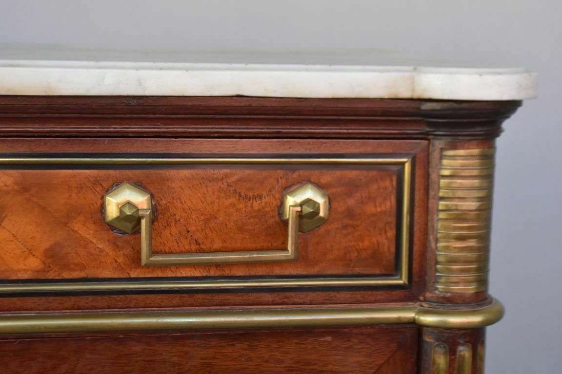 photo furniture Door Secretary In Flamed Mahogany 18th Clover Locks