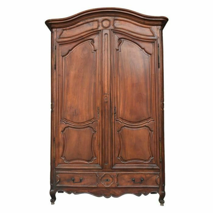 Louis XV Cabinet In Walnut From The 18th Century
