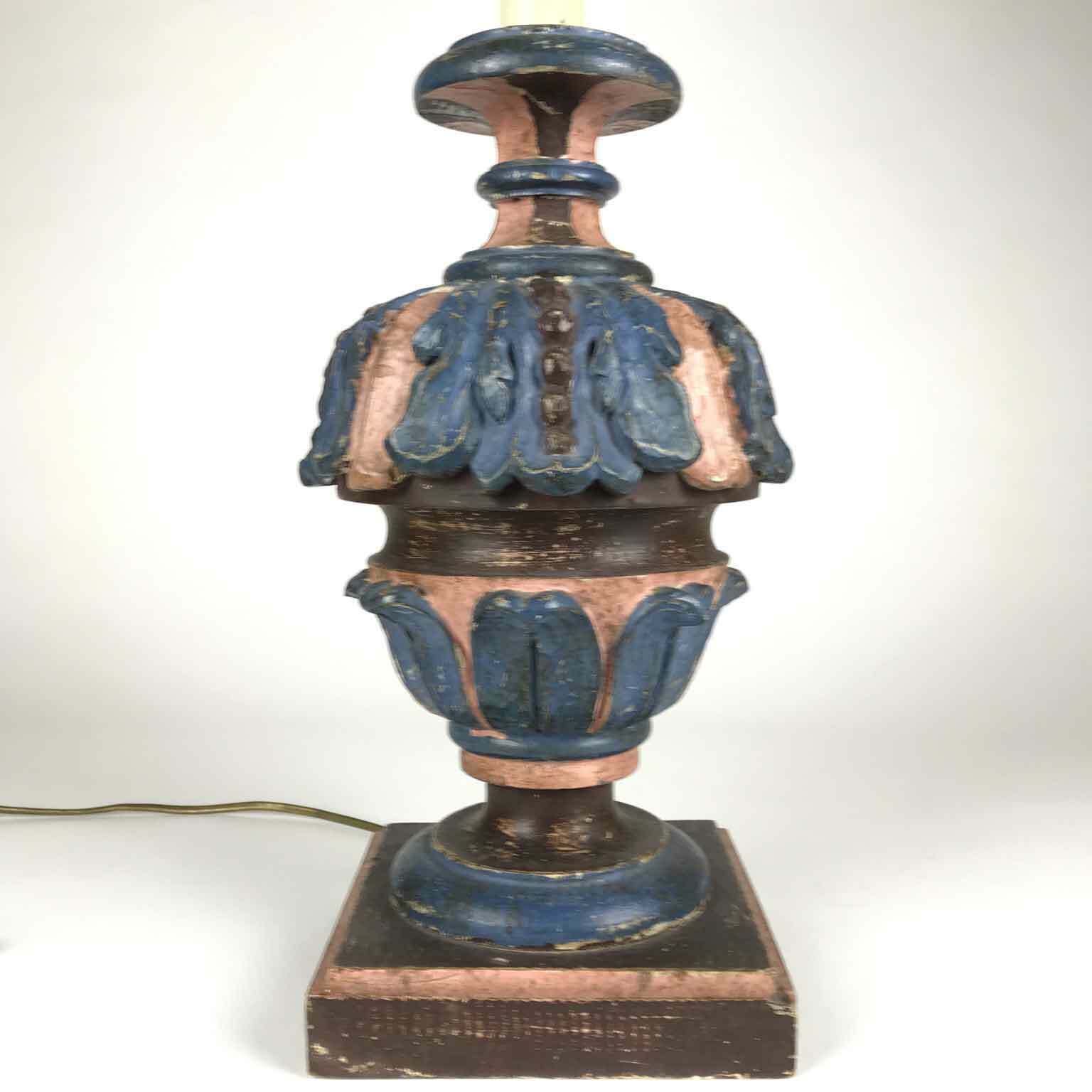Pair Of Living Room Lamps With Antique Embroidery photo vinterior