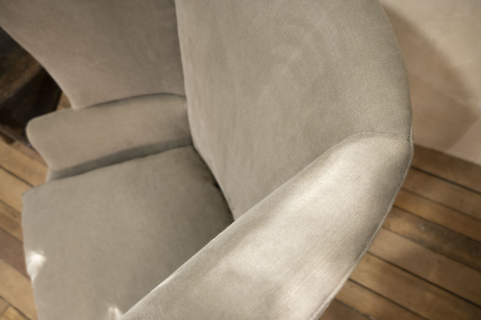 A George III Barrel Back Armchair Upholstered Grey Linen photo 3900.0