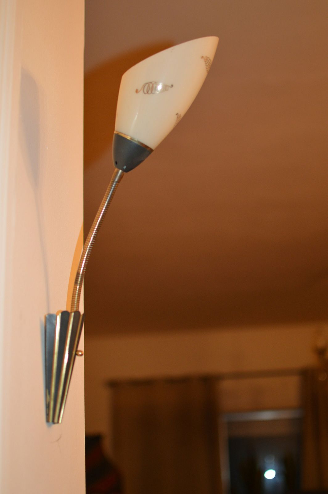 photo for sale 1 Of 2 Wall Lamp Vintage Stilnovo Mid Century 1950,