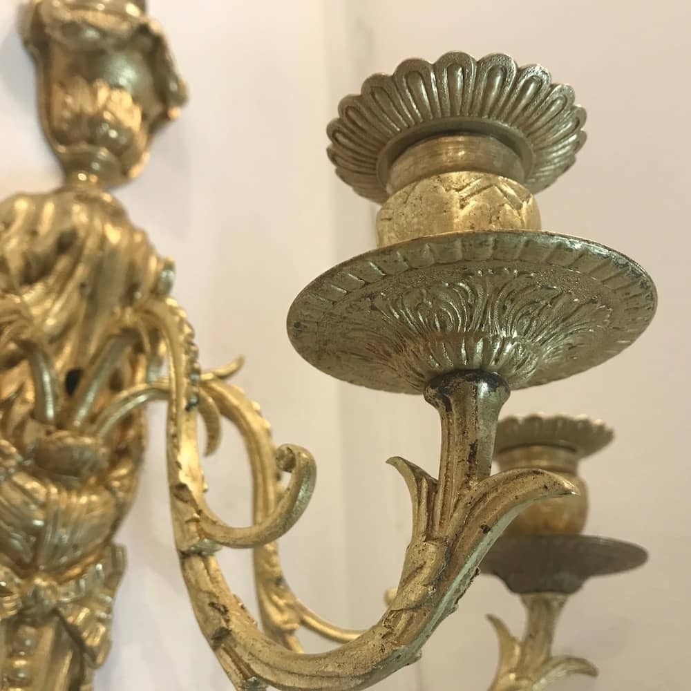 Pair Of Louis XVI Appliques In Gilt Bronze photo for sale