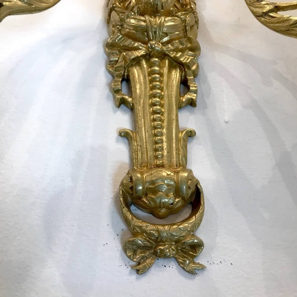 Pair Of Louis XVI Appliques In Gilt Bronze photo vinterior