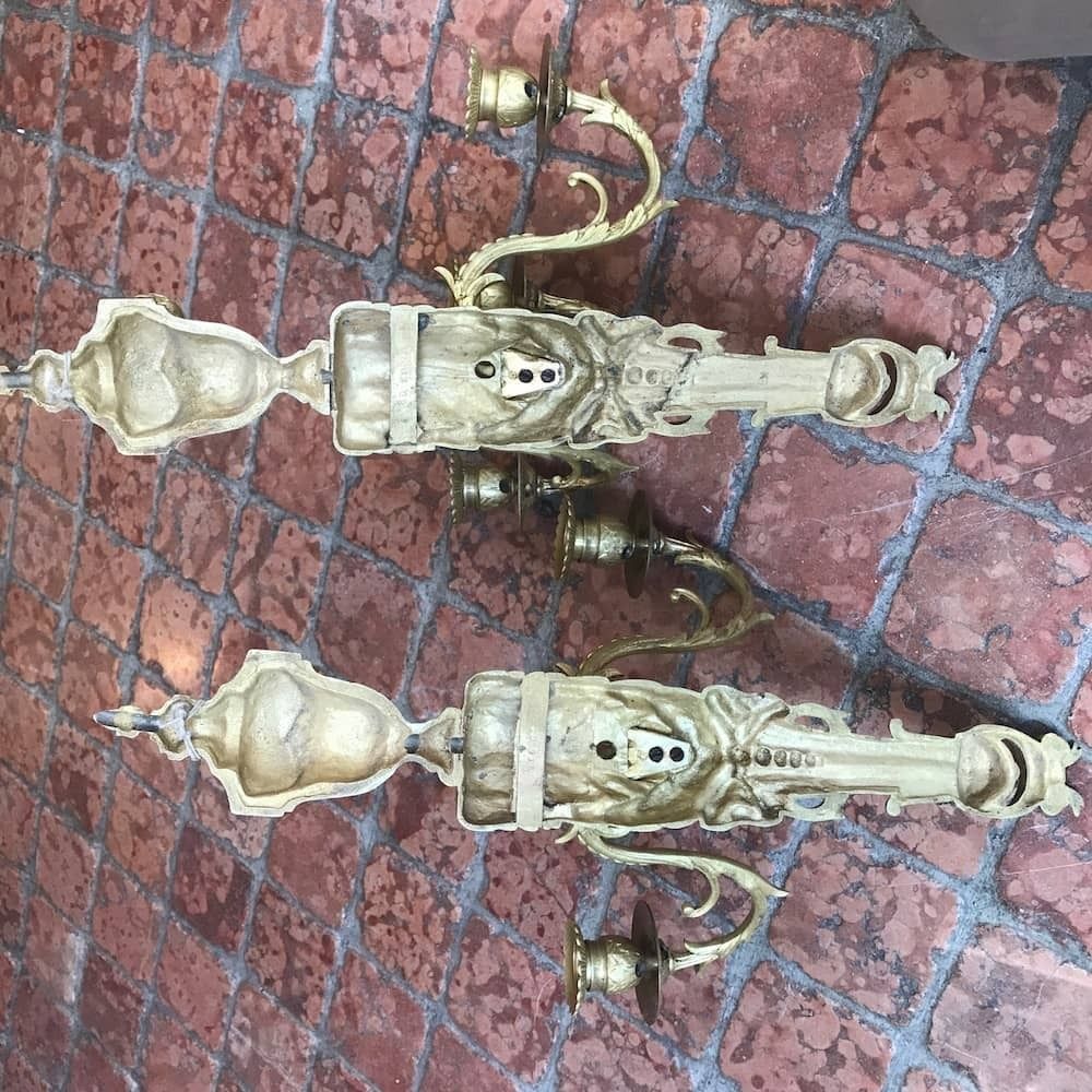 2589.0 Pair Of Louis XVI Appliques In Gilt Bronze photo