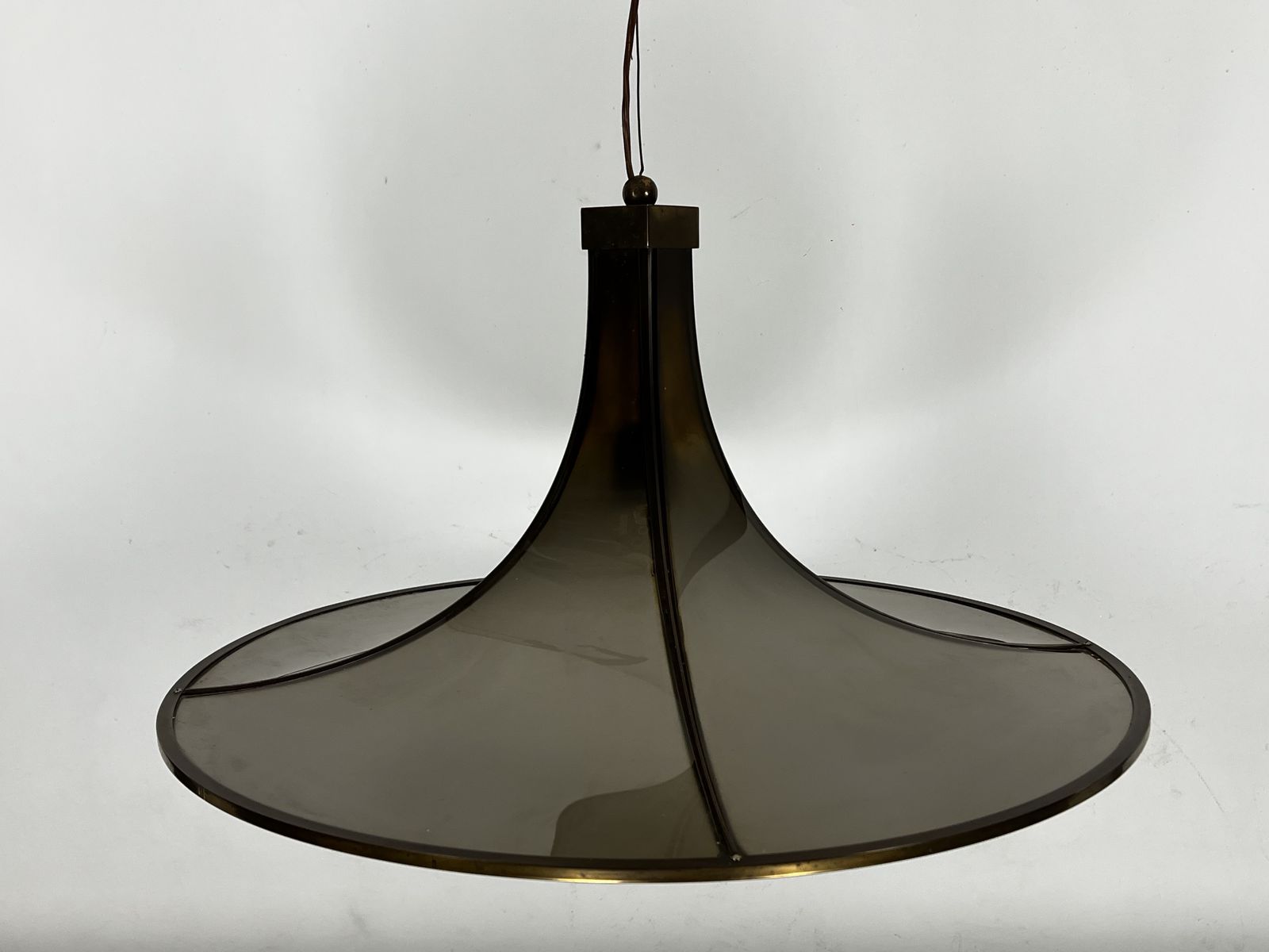 photo furniture Mid Century Large Brass And Curved Glass Esperia Chandelier Model Pagoda. 1960s
