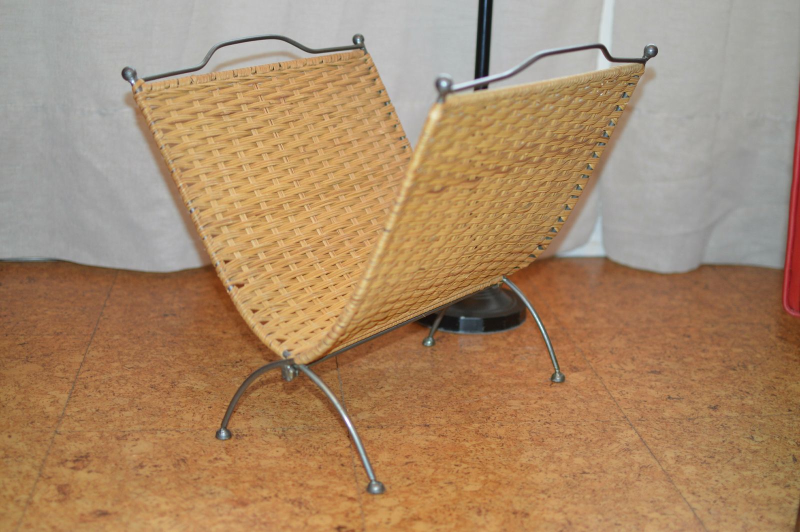 Wicker Magazine Rack / Vintage Magazine Holder / Sweet Vintage photo buy