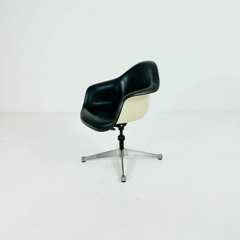 Fiberglass Swivel Chairs By Ray & Charles Eames For Herman Miller, 1960s