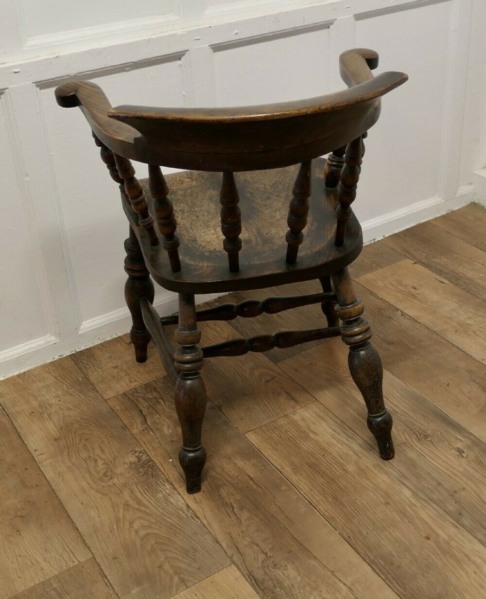 4500.0 Set Of 6 English Oak And Elm Windsor Carver Chairs photo