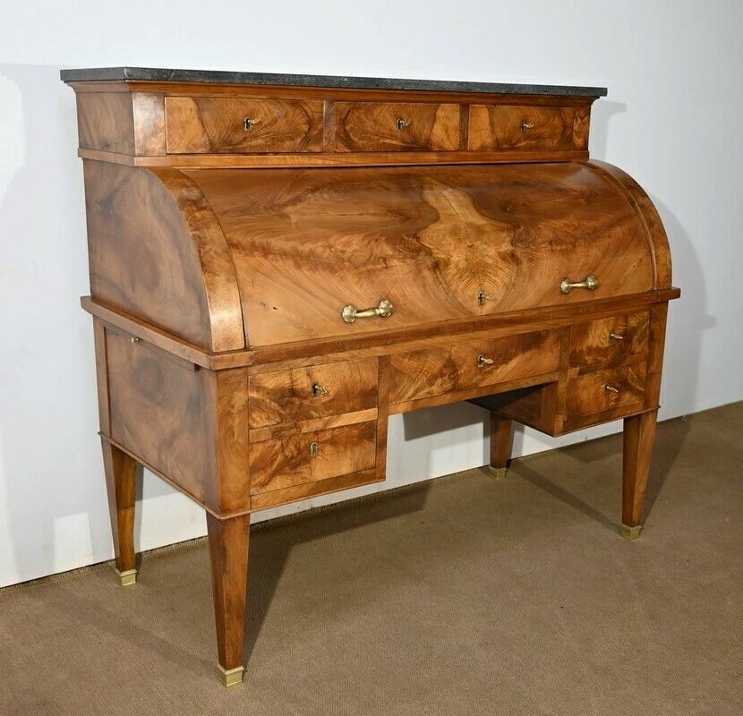 Important Property Cylinder Desk In Walnut, Directoire Period – Early 19th Century photo Furniture