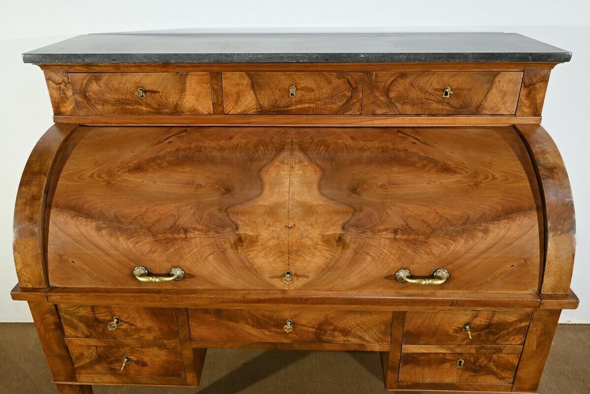 10407.9838713 Important Property Cylinder Desk In Walnut, Directoire Period – Early 19th Century photo