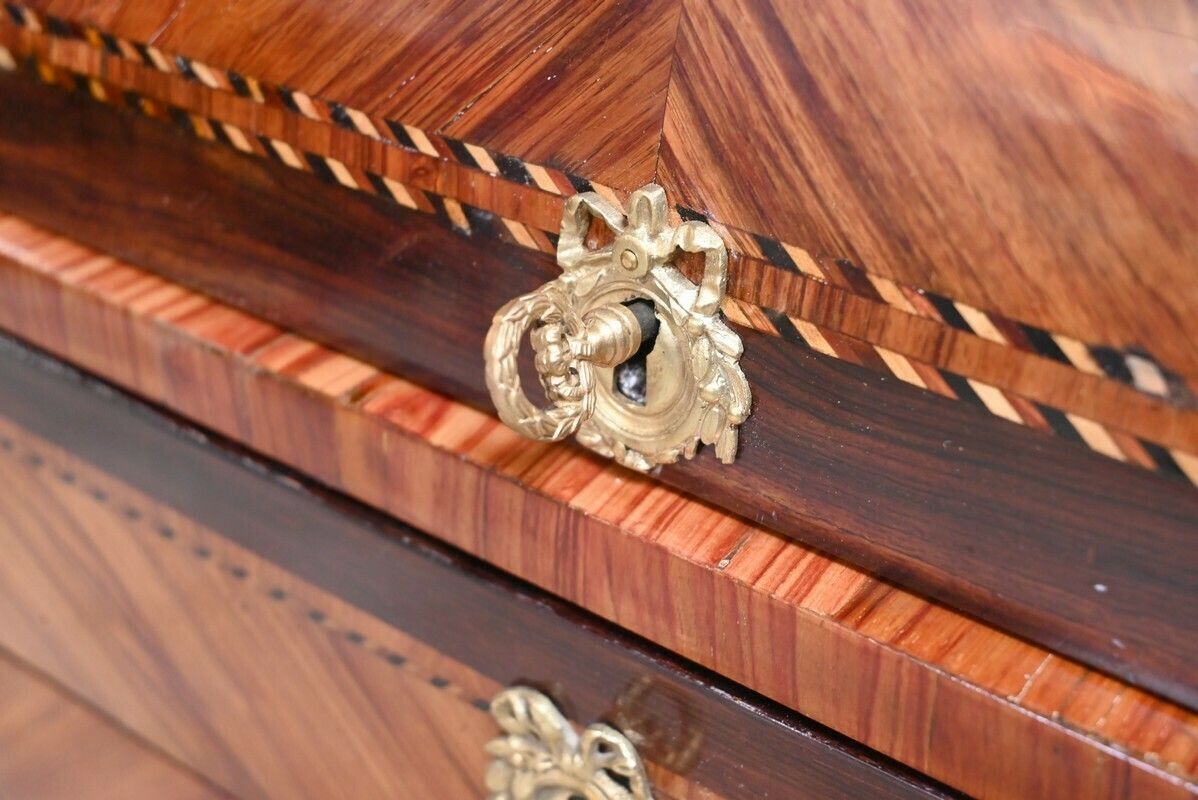 photo vinterior Exceptional Cylinder Desk Showcase In Precious Wood – Late 18th Century