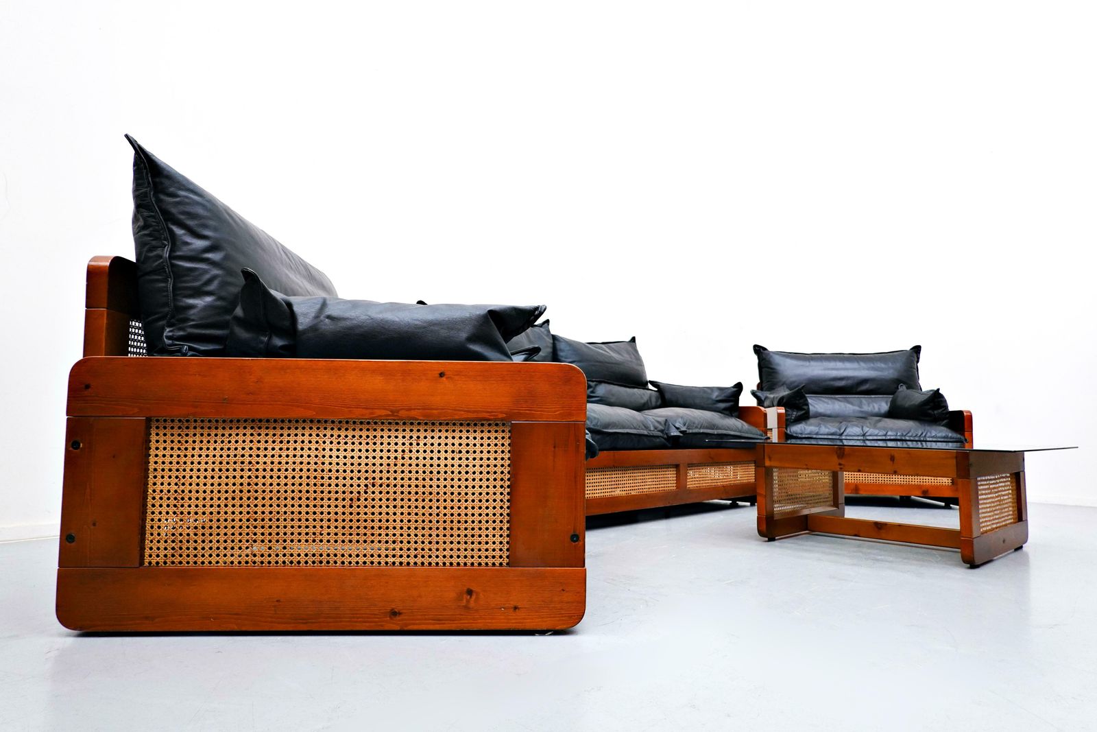 Italian Mid Century Modern Black Leather Lounge Set, 1970s photo Furniture