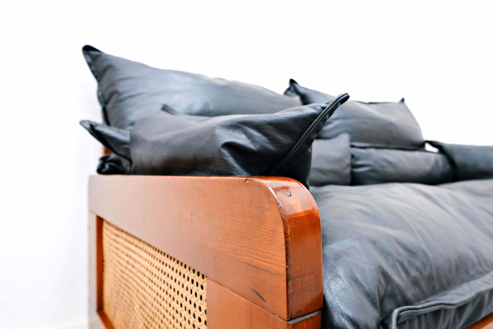 Italian Mid Century Modern Black Leather Lounge Set, 1970s photo buy