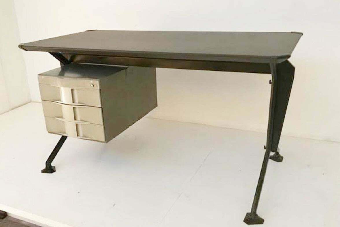 Desk By Studio Bbpr For Olivetti photo vinterior