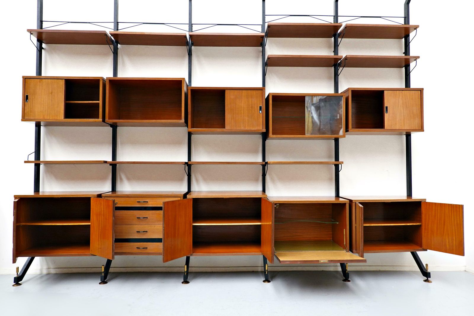 photo furniture Mid Century Modern Italian Teak Wall Unit By Ico Parisi, 1960s