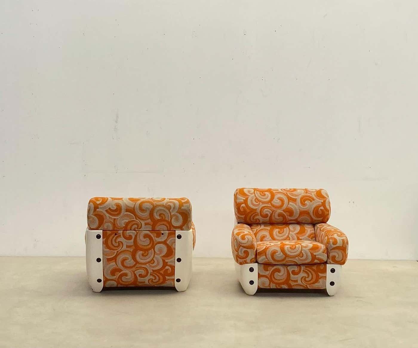 Mid Century Modern Pair Of Orange Armchairs, Italy, 1970s, Original Upholstery photo vinterior