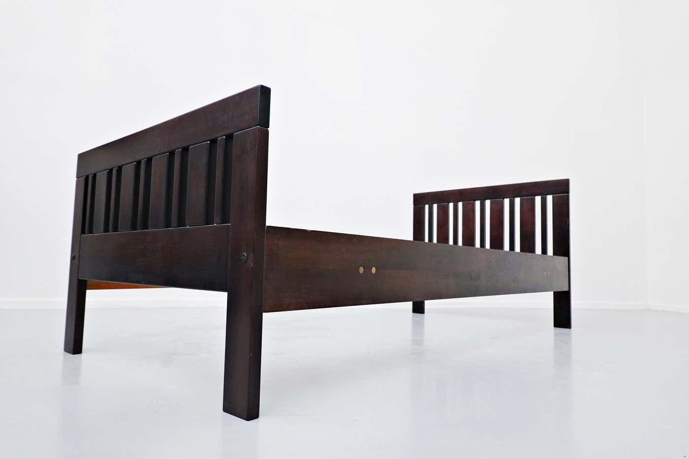 "Califfo" Bed By Ettore Sottsass For Poltronova, Mid Century Modern, 1960s photo vinterior