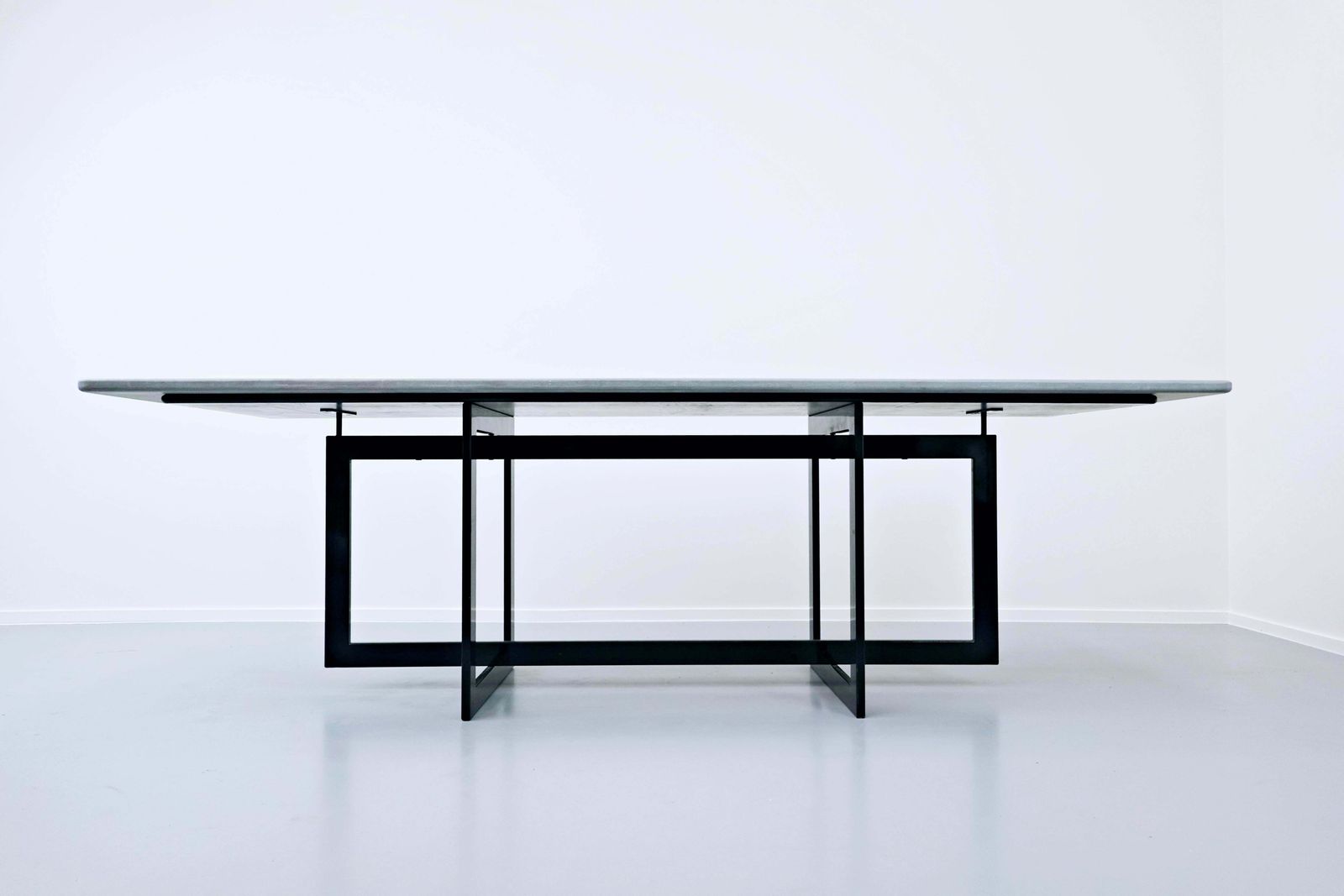 Mid Century Modern "Jonathan" Table By Francesco Soro For Icf In Pietra Serena photo 4034.0