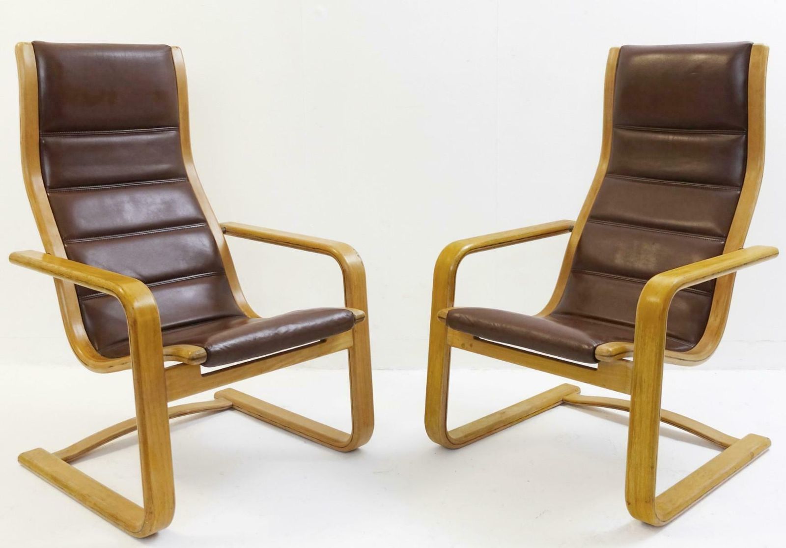 Pair Of Swedese "Lamello" Easy Chairs, Yngve Ekström photo for sale