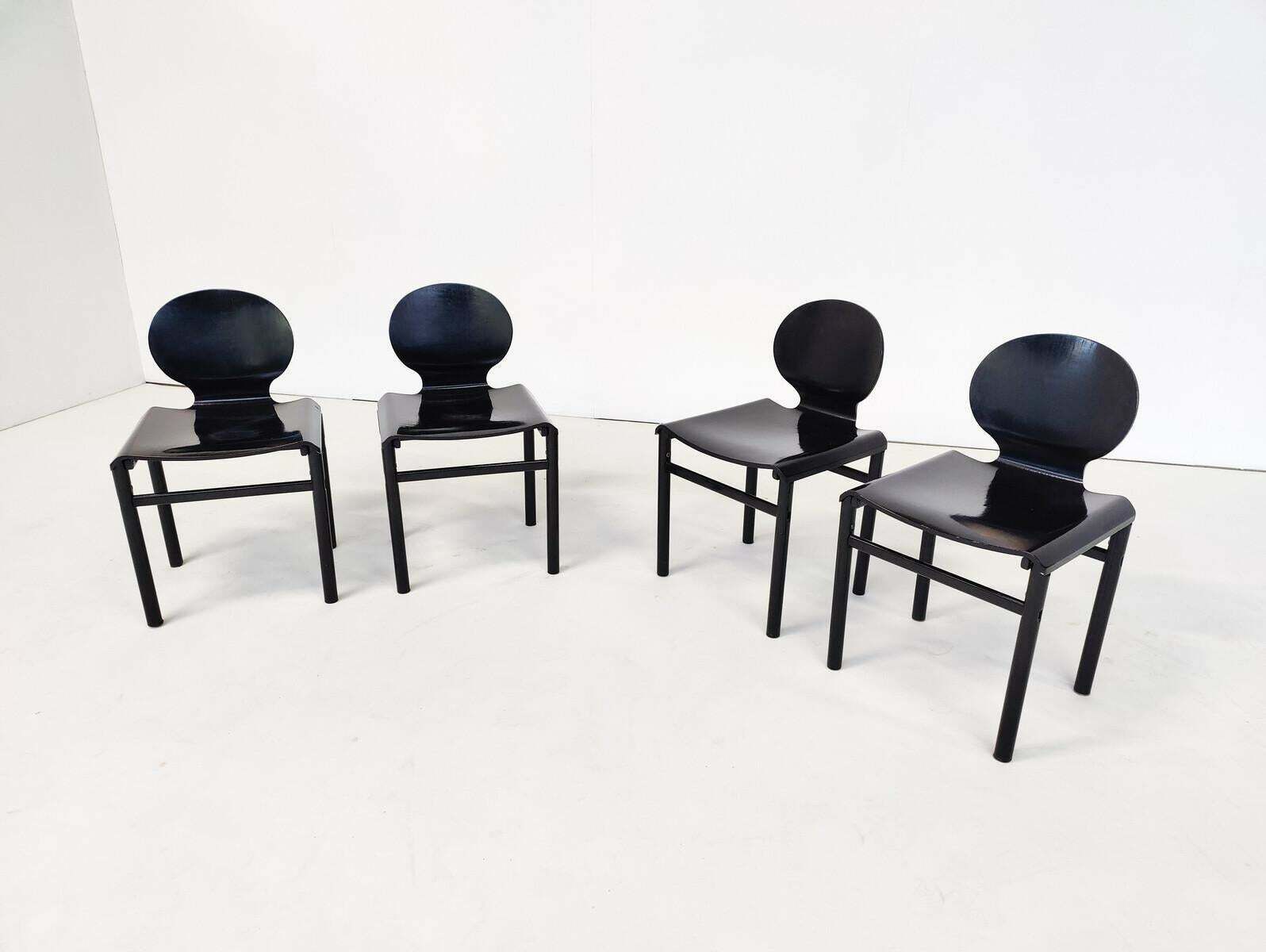Mid Century Modern Rare Set Of 4 Chairs By Afra And Tobia Scarpa, Molteni, 1960s photo vintage