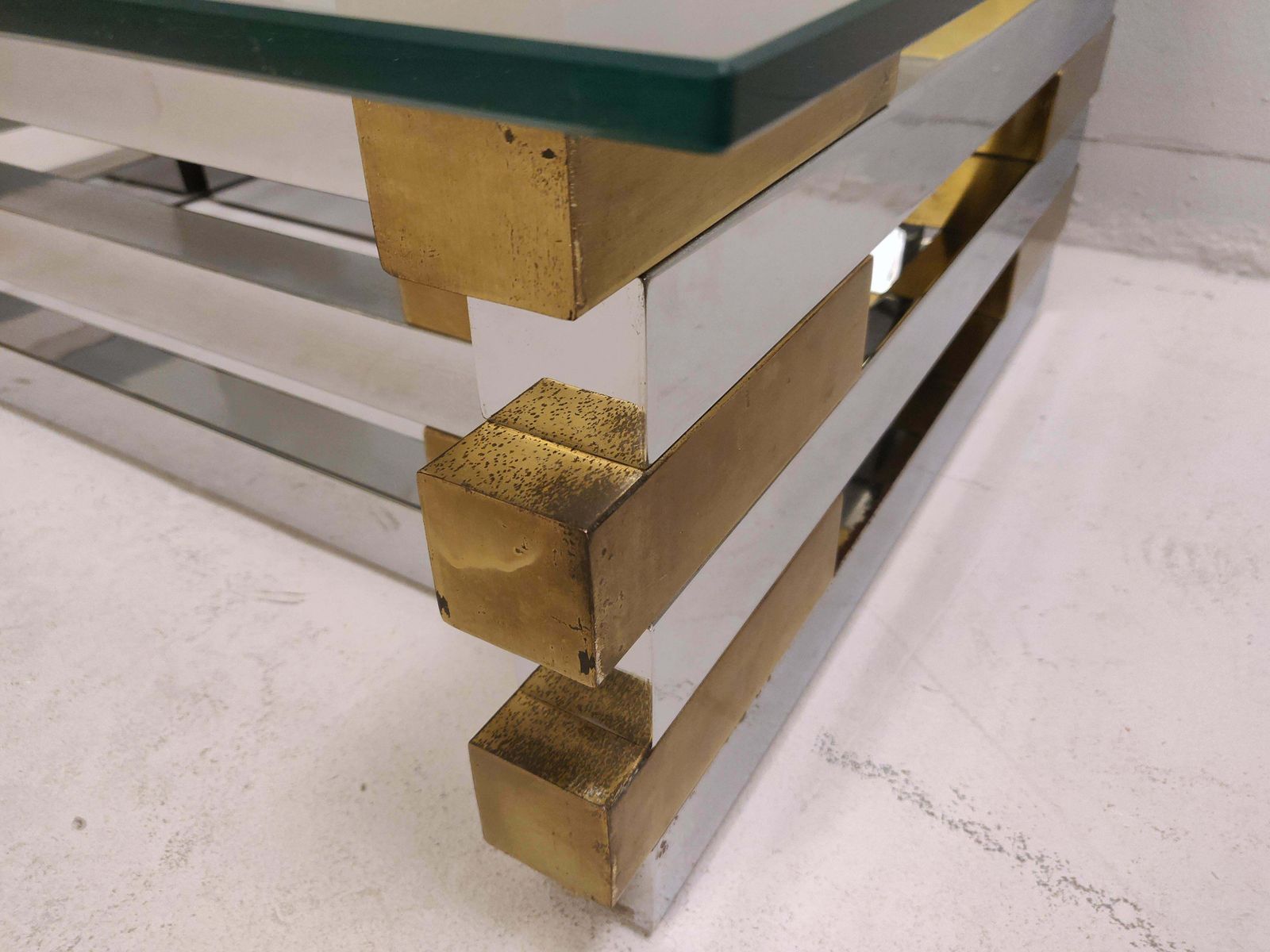 Mid Century Modern Coffee Table In Brass, Chrome And Glass photo vinterior
