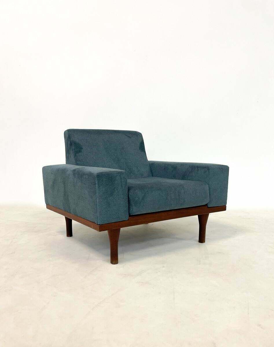Mid Century Modern Pair Of Armchairs Model "Australia" By Illum Wikkelsø photo furniture